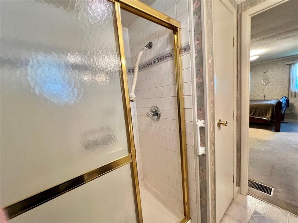 For Sale: $89,000 (2 beds, 2 baths, 1200 Square Feet)