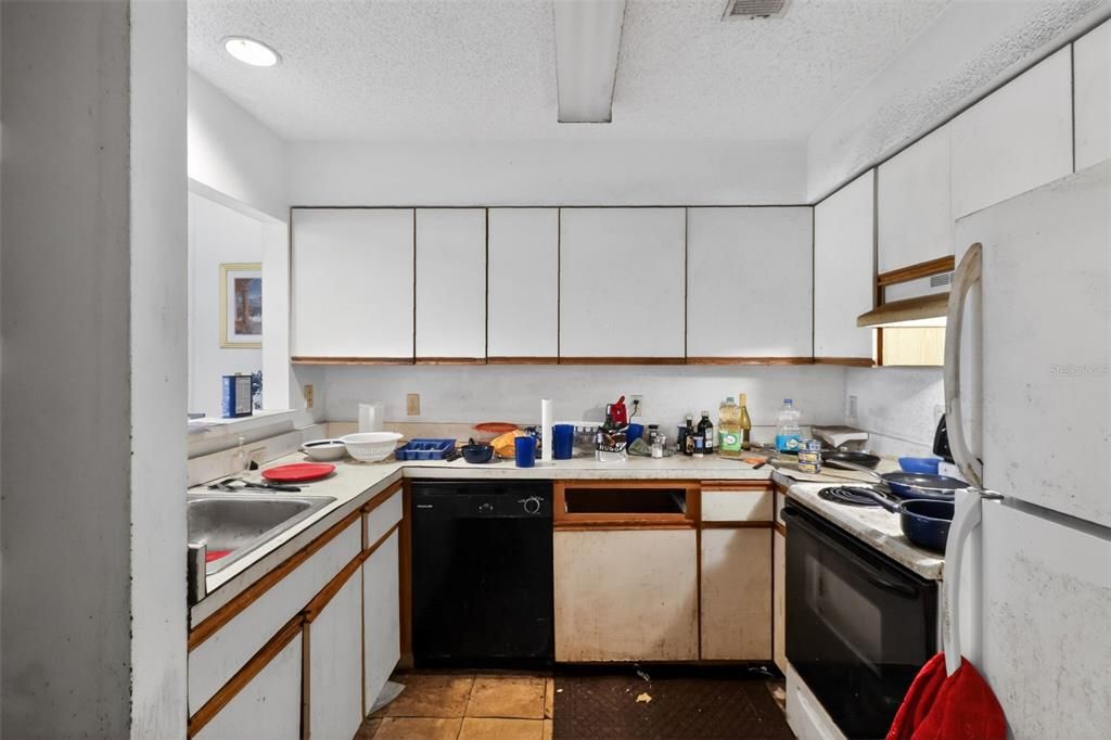 En Venta: $139,900 (2 camas, 2 baños, 1075 Pies cuadrados)