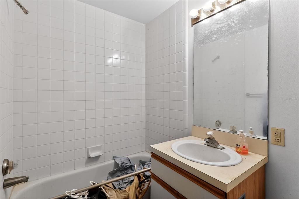 En Venta: $139,900 (2 camas, 2 baños, 1075 Pies cuadrados)