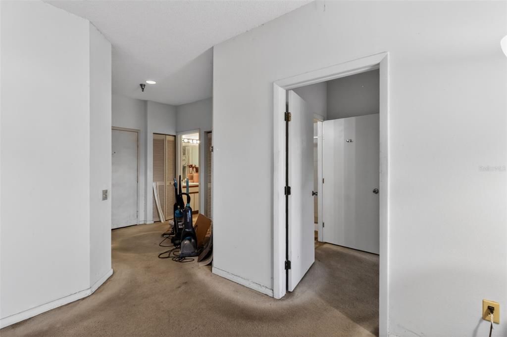 En Venta: $139,900 (2 camas, 2 baños, 1075 Pies cuadrados)