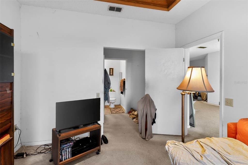 En Venta: $139,900 (2 camas, 2 baños, 1075 Pies cuadrados)