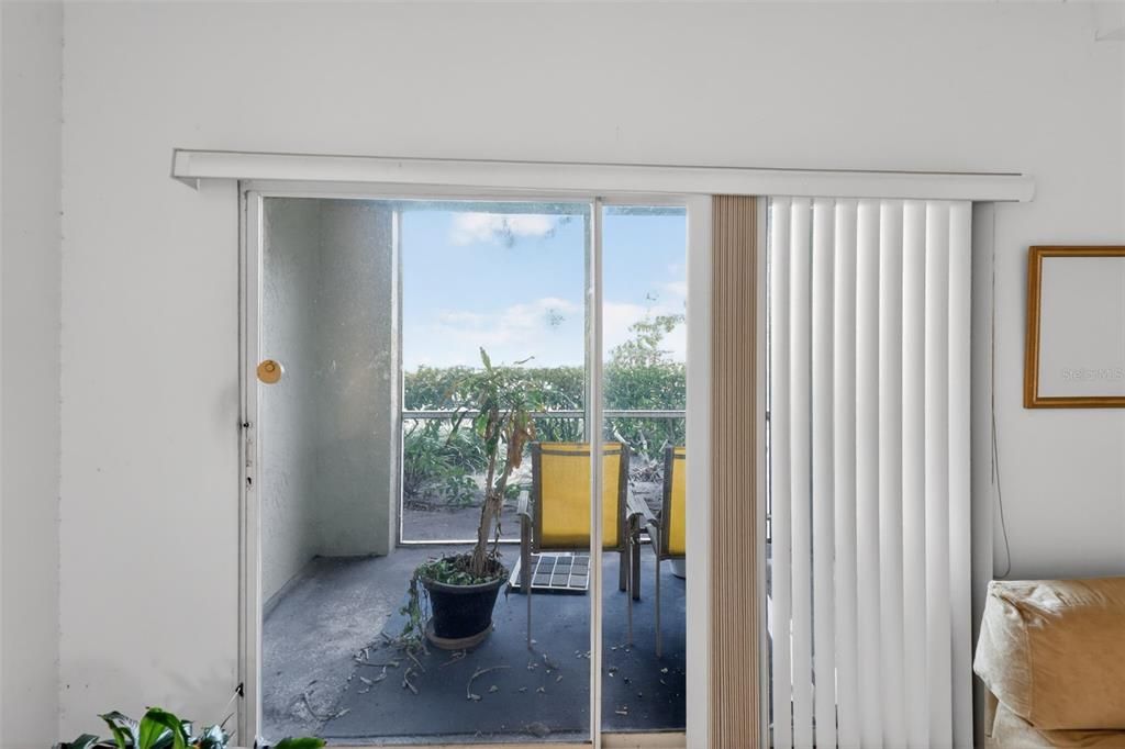 En Venta: $139,900 (2 camas, 2 baños, 1075 Pies cuadrados)