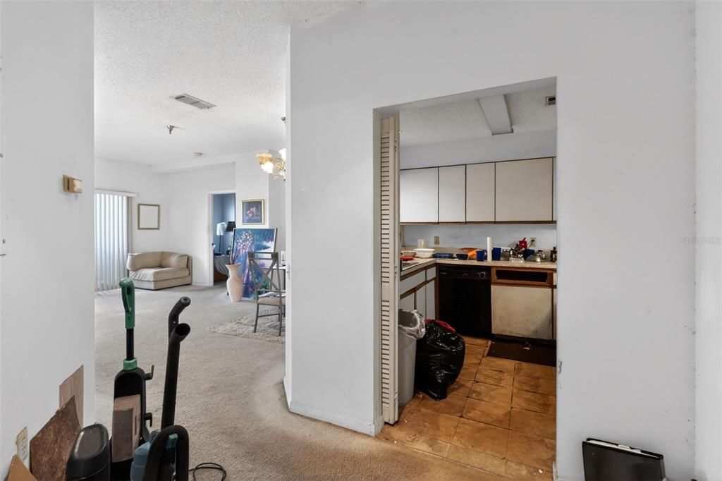 En Venta: $139,900 (2 camas, 2 baños, 1075 Pies cuadrados)