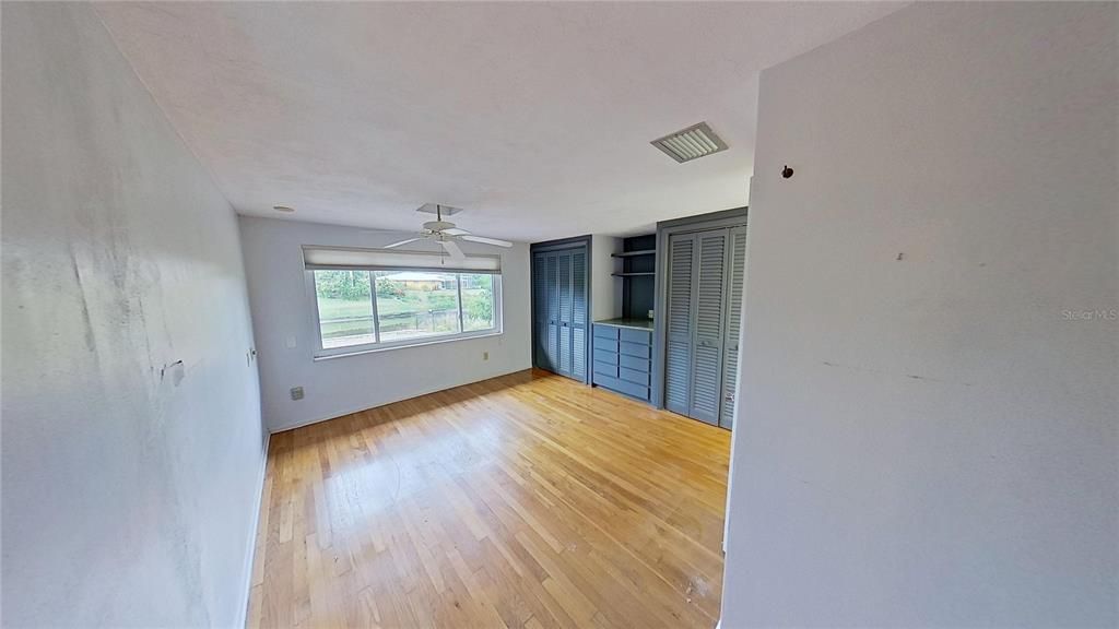 待售: $494,500 (4 贝兹, 2 浴室, 2290 平方英尺)