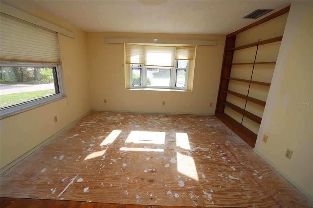 待售: $494,500 (4 贝兹, 2 浴室, 2290 平方英尺)