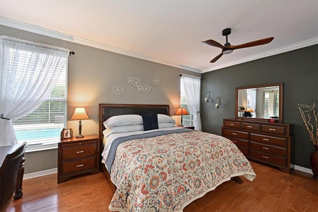 For Sale: $650,000 (3 beds, 2 baths, 1994 Square Feet)