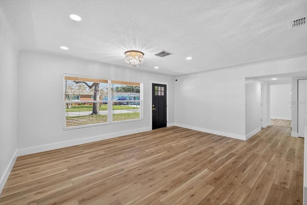 待售: $429,900 (3 贝兹, 3 浴室, 1617 平方英尺)