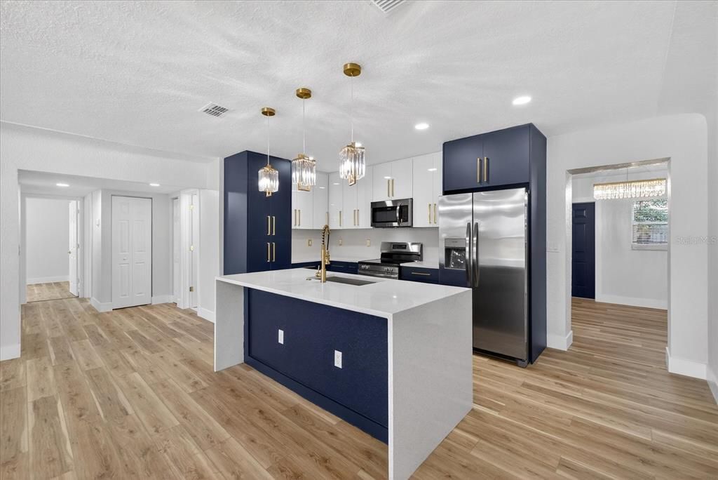 待售: $429,900 (3 贝兹, 3 浴室, 1617 平方英尺)