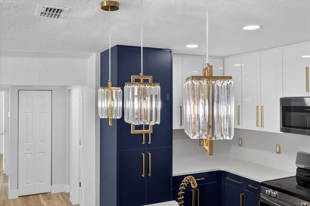 待售: $429,900 (3 贝兹, 3 浴室, 1617 平方英尺)