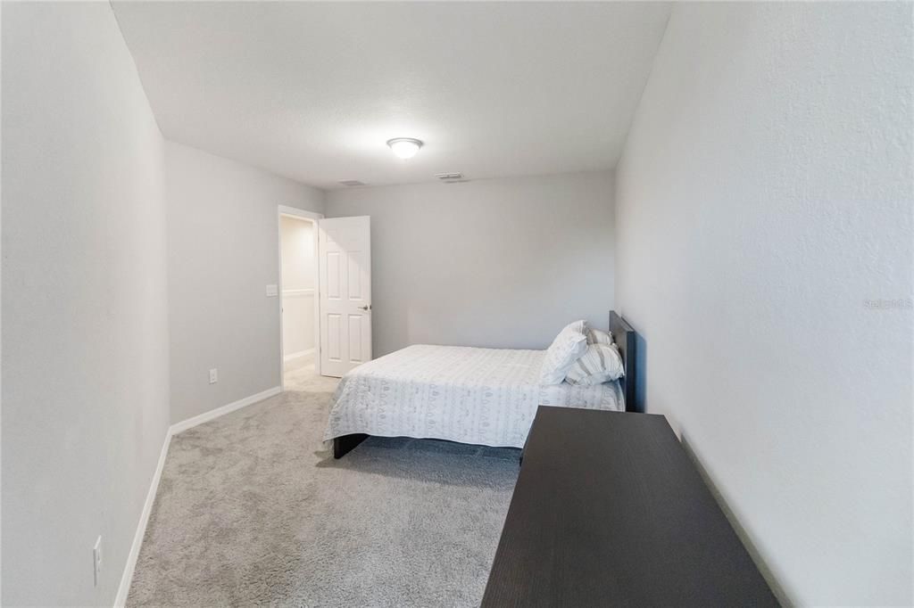 For Rent: $2,000 (3 beds, 2 baths, 1713 Square Feet)