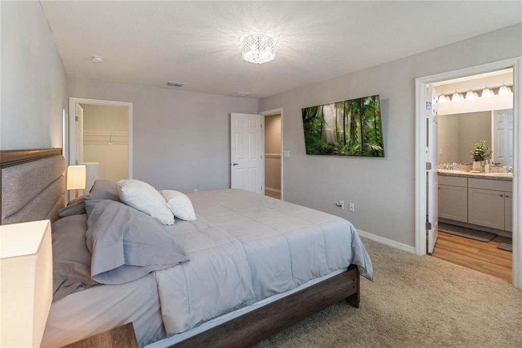 For Rent: $2,000 (3 beds, 2 baths, 1713 Square Feet)