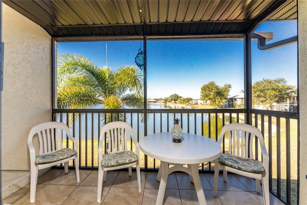 待售: $146,900 (2 贝兹, 2 浴室, 886 平方英尺)