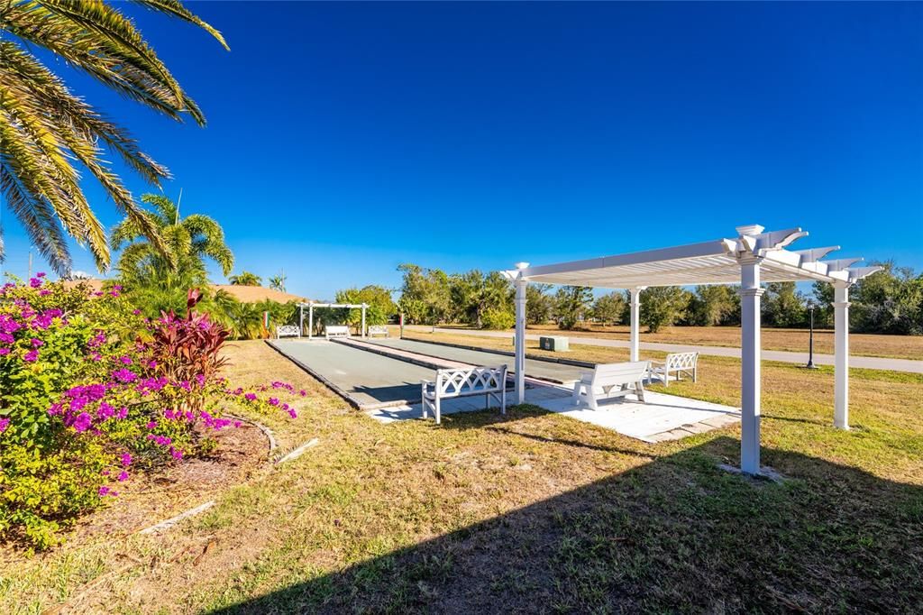 待售: $146,900 (2 贝兹, 2 浴室, 886 平方英尺)