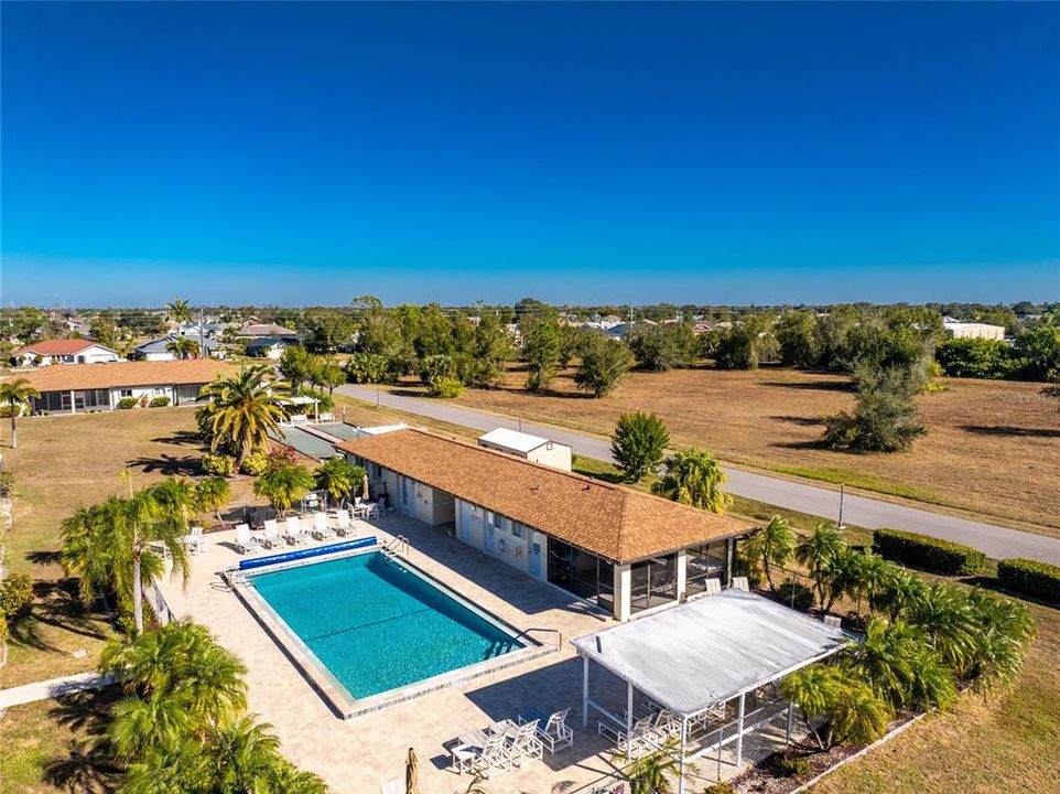 待售: $146,900 (2 贝兹, 2 浴室, 886 平方英尺)