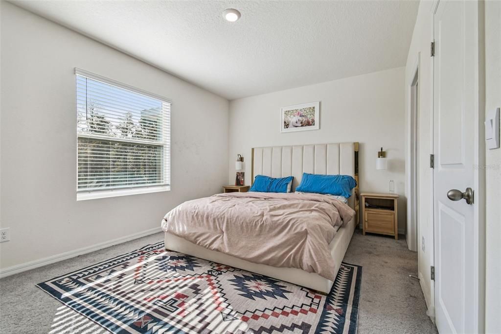 For Rent: $2,050 (3 beds, 2 baths, 1673 Square Feet)