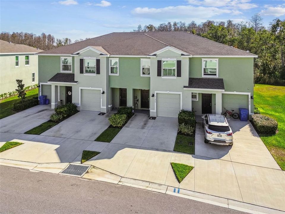 For Rent: $2,050 (3 beds, 2 baths, 1673 Square Feet)