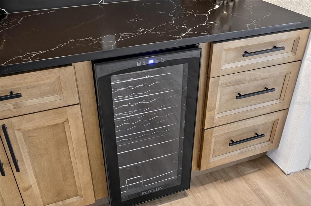 For Sale: $685,000 (3 beds, 2 baths, 1710 Square Feet)