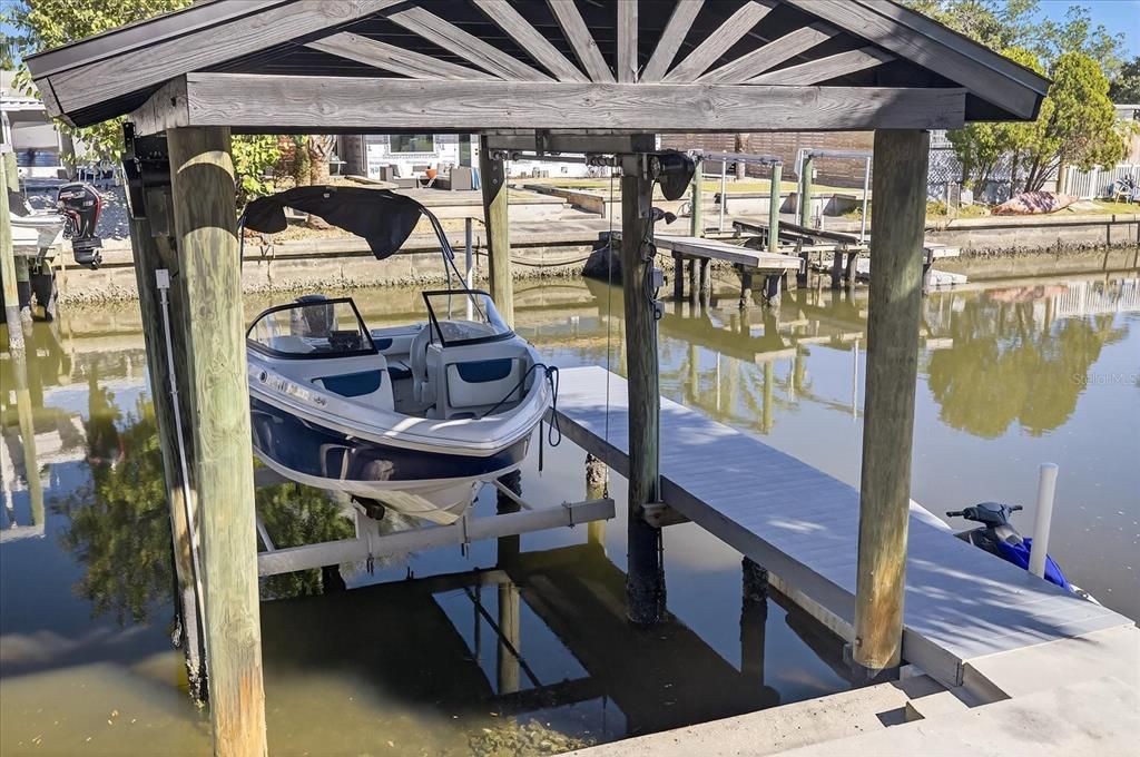 For Sale: $685,000 (3 beds, 2 baths, 1710 Square Feet)