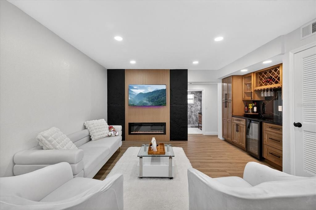 For Sale: $685,000 (3 beds, 2 baths, 1710 Square Feet)