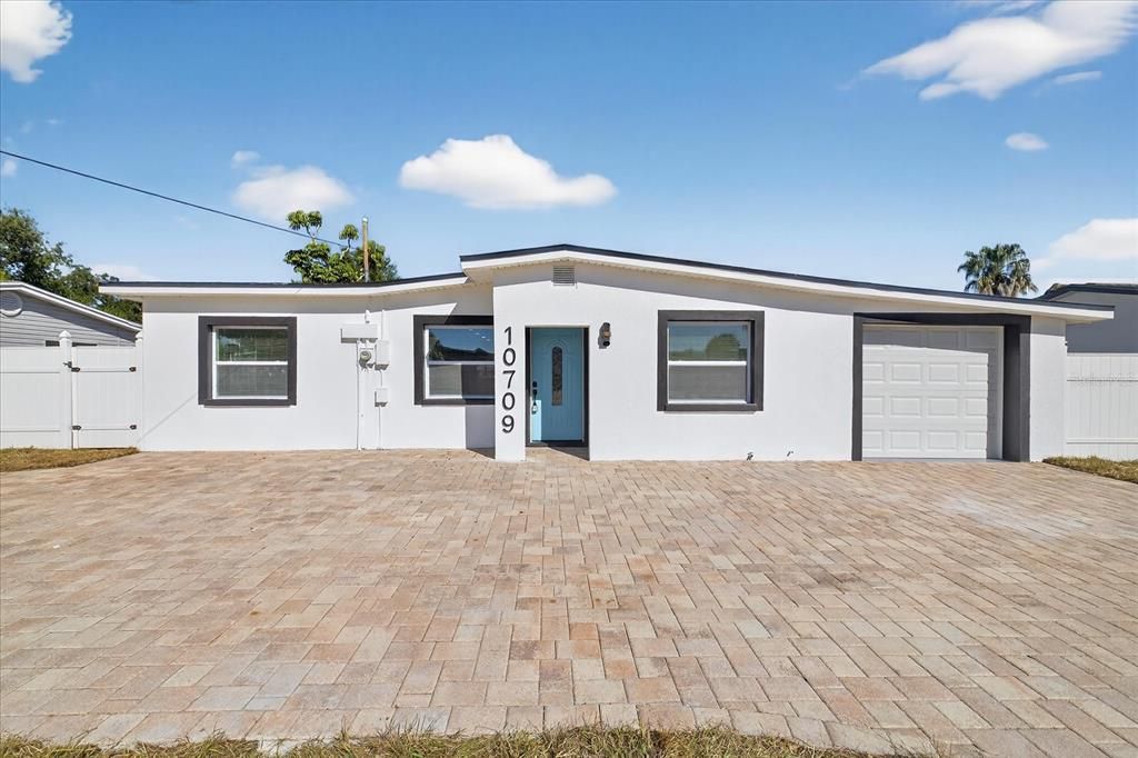 For Sale: $685,000 (3 beds, 2 baths, 1710 Square Feet)