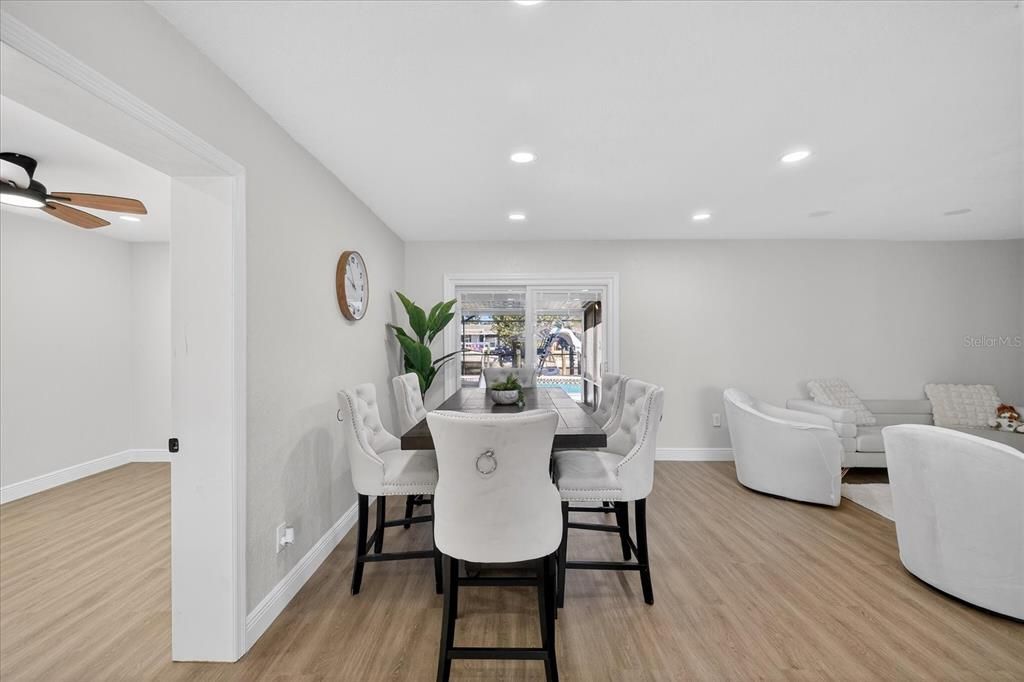 For Sale: $685,000 (3 beds, 2 baths, 1710 Square Feet)