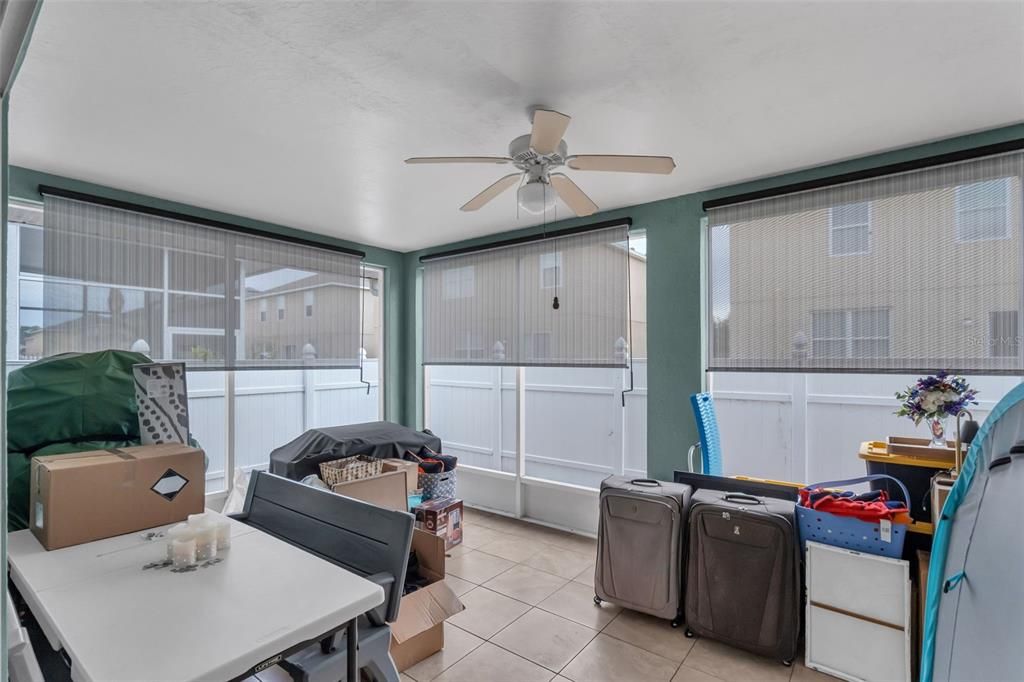 For Sale: $399,999 (2 beds, 2 baths, 1726 Square Feet)