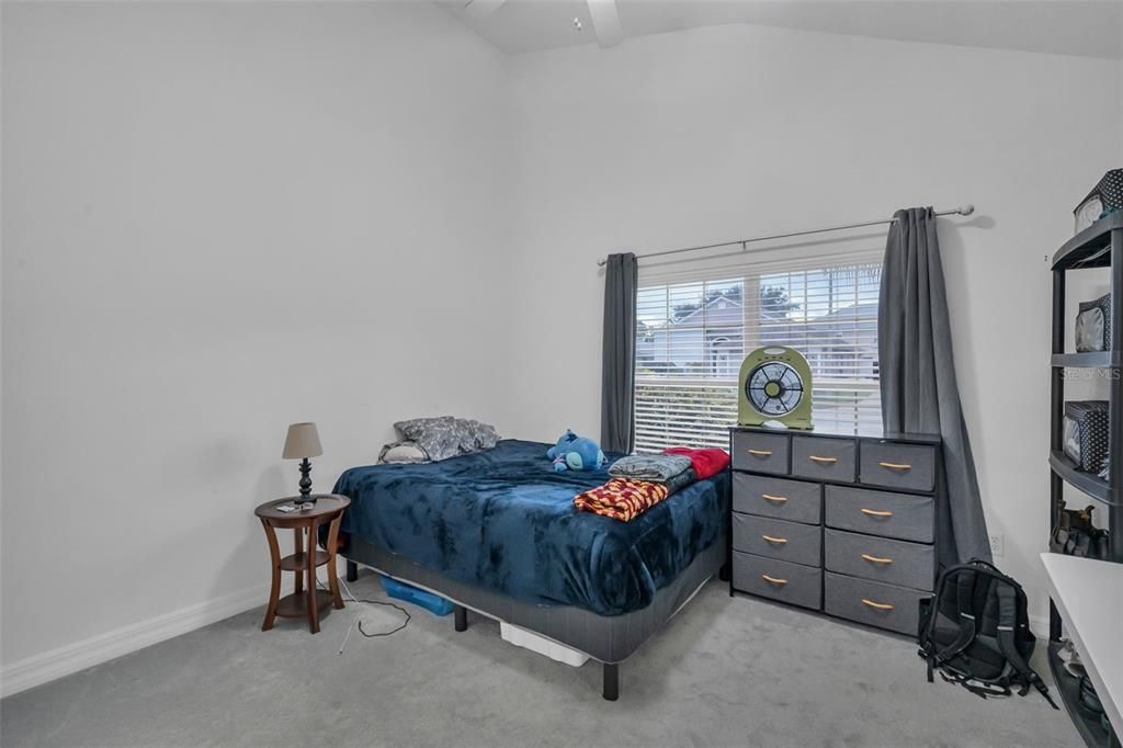 For Sale: $399,999 (2 beds, 2 baths, 1726 Square Feet)