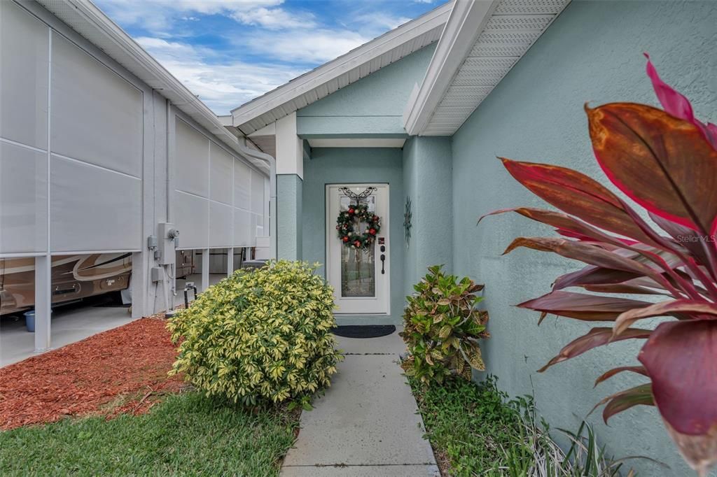 For Sale: $399,999 (2 beds, 2 baths, 1726 Square Feet)