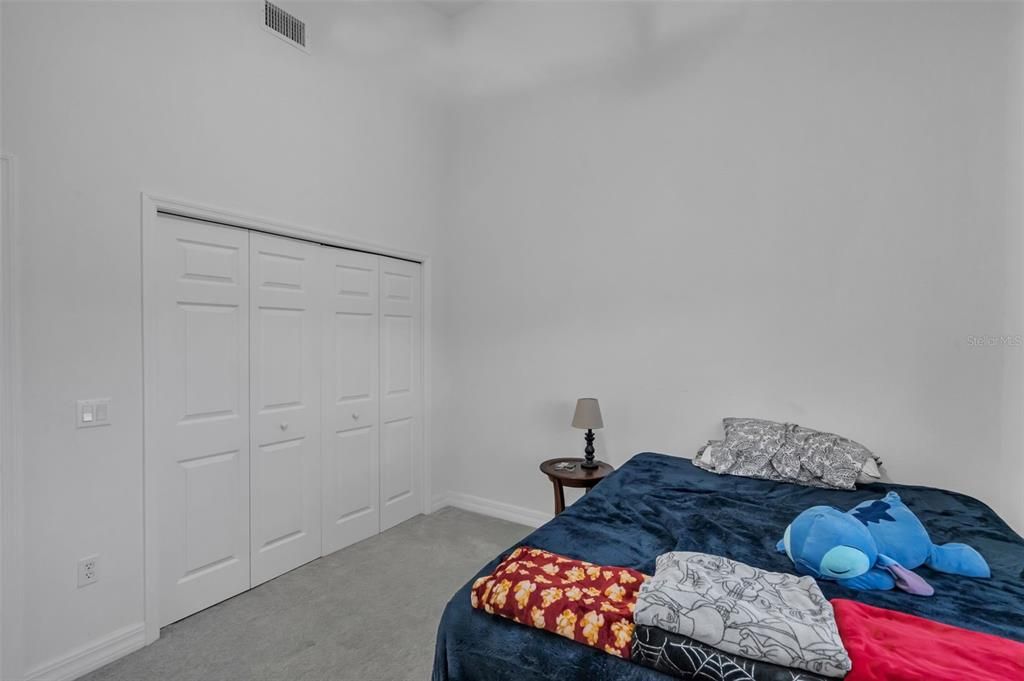 For Sale: $399,999 (2 beds, 2 baths, 1726 Square Feet)