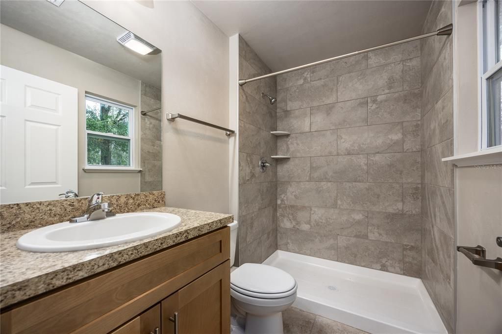 En Venta: $250,000 (3 camas, 2 baños, 1166 Pies cuadrados)