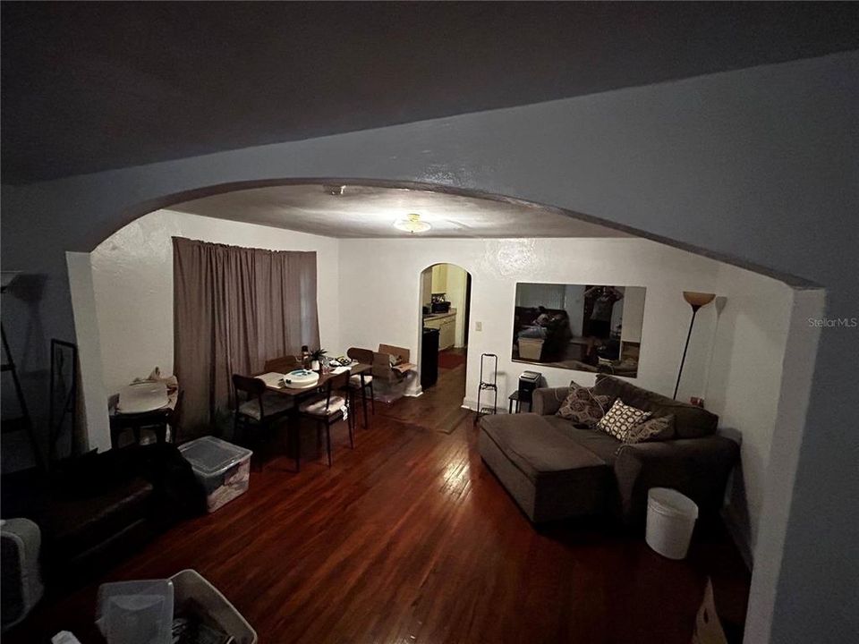 For Sale: $245,000 (4 beds, 2 baths, 1629 Square Feet)