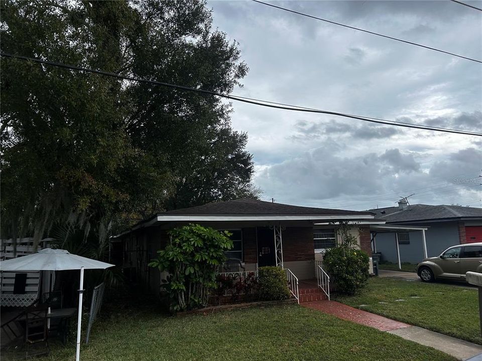 For Sale: $245,000 (4 beds, 2 baths, 1629 Square Feet)