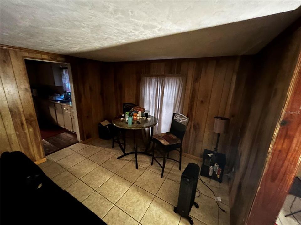 For Sale: $245,000 (4 beds, 2 baths, 1629 Square Feet)