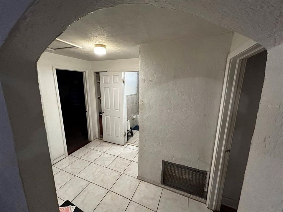 For Sale: $245,000 (4 beds, 2 baths, 1629 Square Feet)