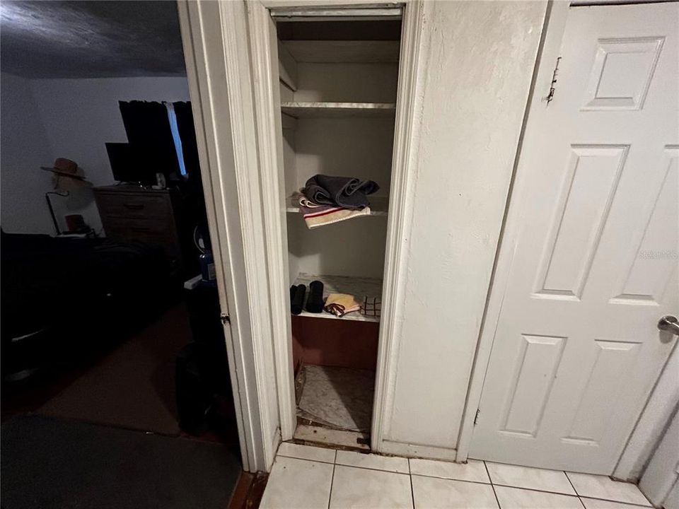 For Sale: $245,000 (4 beds, 2 baths, 1629 Square Feet)