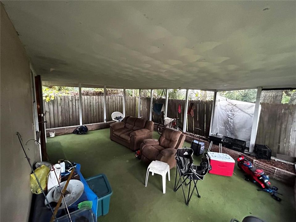 For Sale: $245,000 (4 beds, 2 baths, 1629 Square Feet)