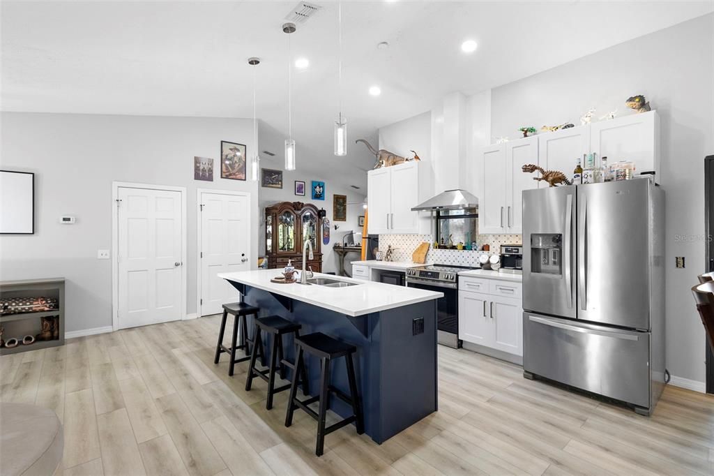 待售: $449,990 (3 贝兹, 2 浴室, 1652 平方英尺)