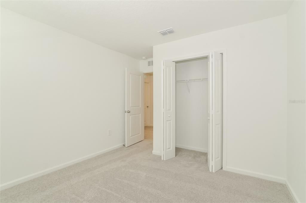 For Rent: $2,195 (5 beds, 2 baths, 2451 Square Feet)