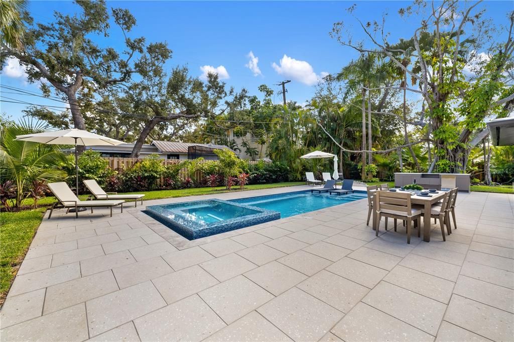 For Sale: $2,190,000 (4 beds, 3 baths, 2529 Square Feet)