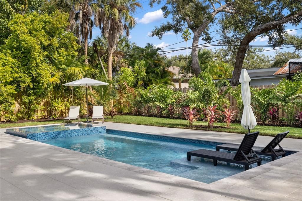 For Sale: $2,190,000 (4 beds, 3 baths, 2529 Square Feet)