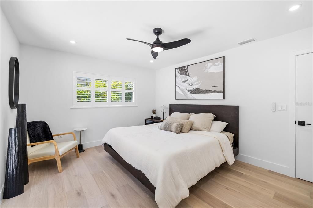 For Sale: $2,190,000 (4 beds, 3 baths, 2529 Square Feet)