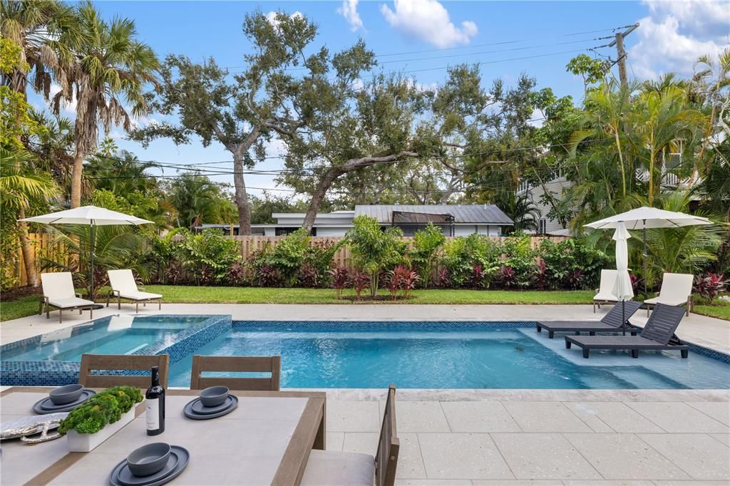 For Sale: $2,190,000 (4 beds, 3 baths, 2529 Square Feet)