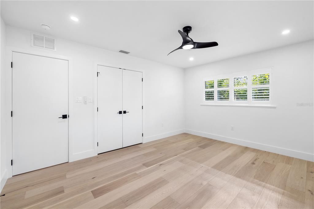 For Sale: $2,190,000 (4 beds, 3 baths, 2529 Square Feet)