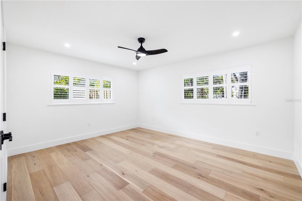 For Sale: $2,190,000 (4 beds, 3 baths, 2529 Square Feet)