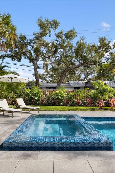 For Sale: $2,190,000 (4 beds, 3 baths, 2529 Square Feet)