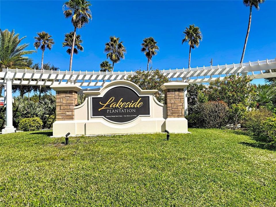 На продажу: $238,000 (2 спален, 2 ванн, 1268 Квадратных фут)