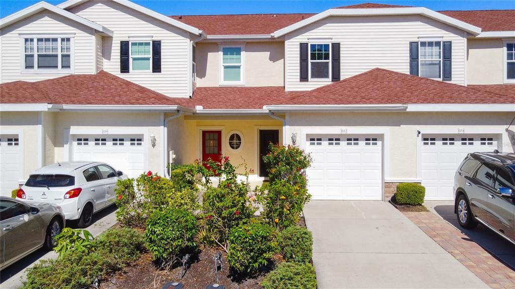 На продажу: $238,000 (2 спален, 2 ванн, 1268 Квадратных фут)