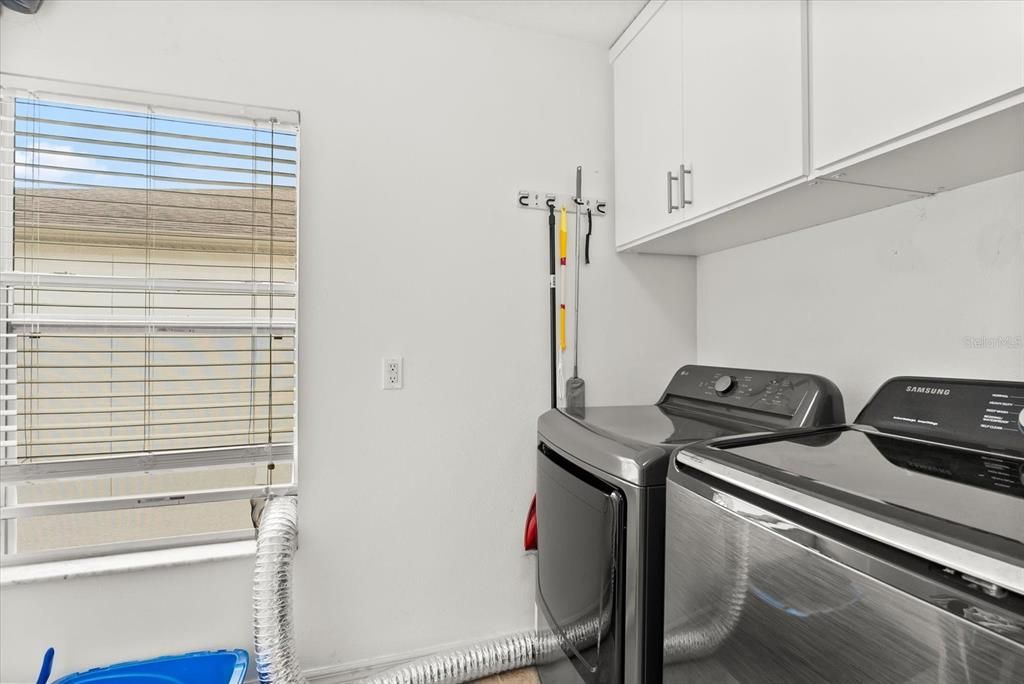 For Rent: $5,470 (5 beds, 3 baths, 3290 Square Feet)