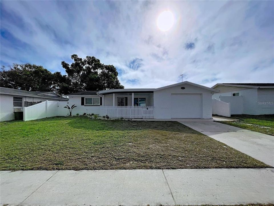 En Venta: $249,900 (2 camas, 2 baños, 1164 Pies cuadrados)