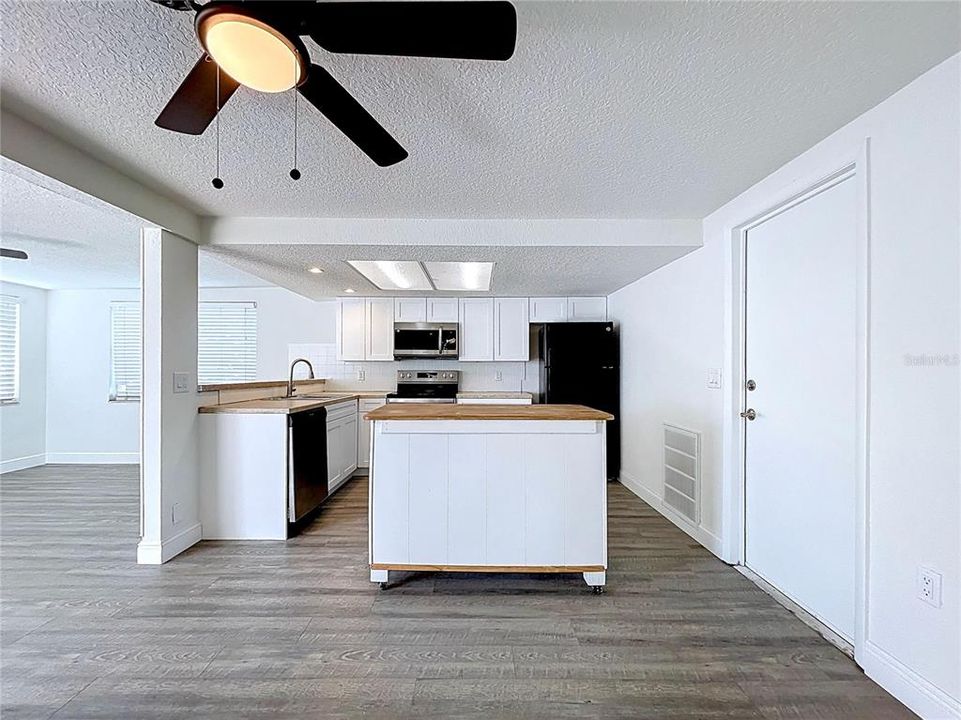 En Venta: $249,900 (2 camas, 2 baños, 1164 Pies cuadrados)